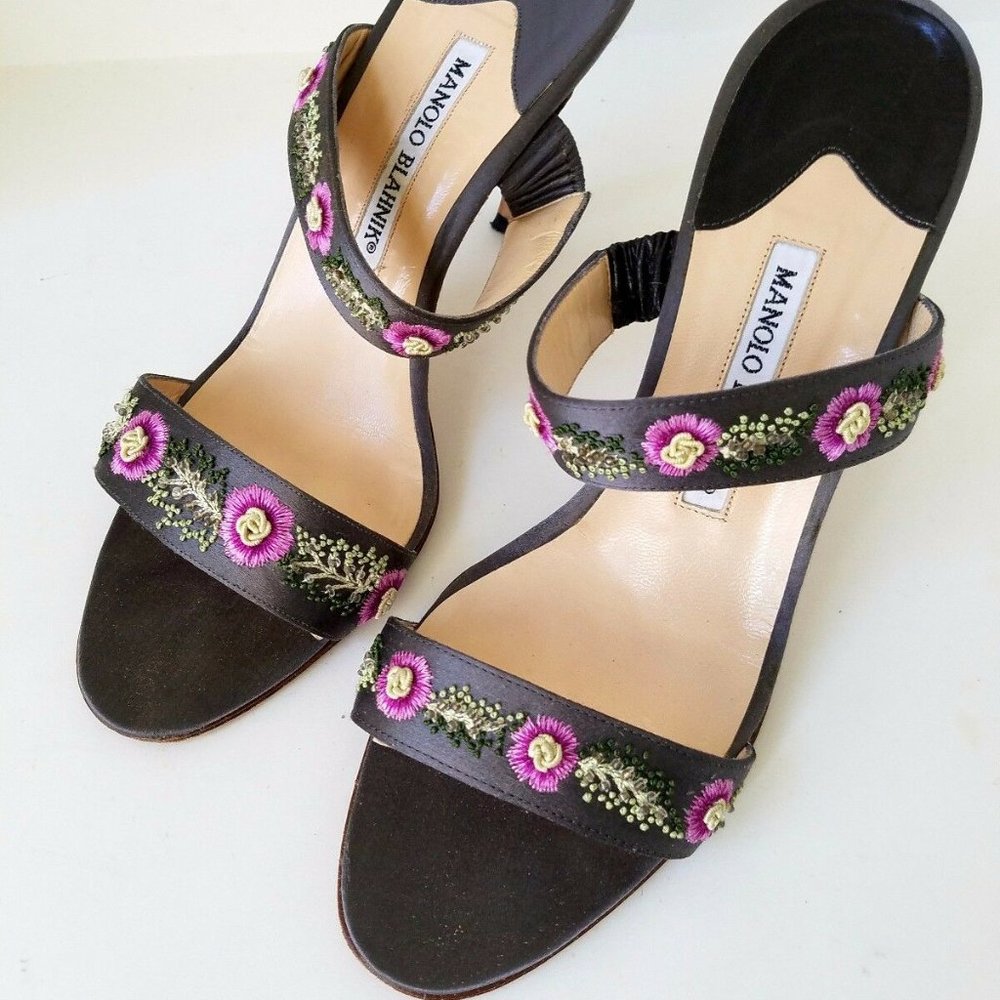 Authentic Manolo Blahnik Shoes Embroiled Gray Sati